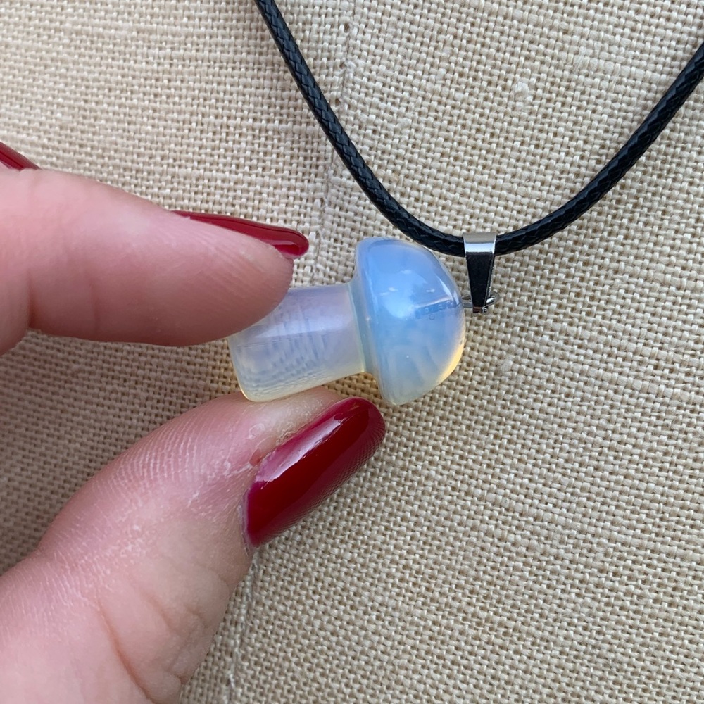Handmade Genuine Stone Mushroom Amulet Necklace - Picture 11 of 12